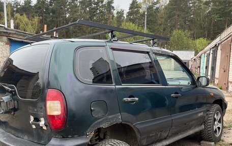 Chevrolet Niva I рестайлинг, 2003 год, 180 000 рублей, 9 фотография