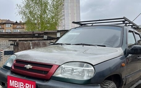 Chevrolet Niva I рестайлинг, 2003 год, 180 000 рублей, 19 фотография