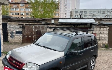 Chevrolet Niva I рестайлинг, 2003 год, 180 000 рублей, 32 фотография