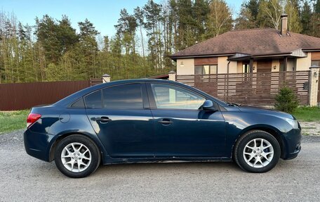 Chevrolet Cruze II, 2009 год, 540 000 рублей, 5 фотография