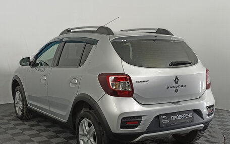 Renault Sandero II рестайлинг, 2017 год, 989 950 рублей, 11 фотография
