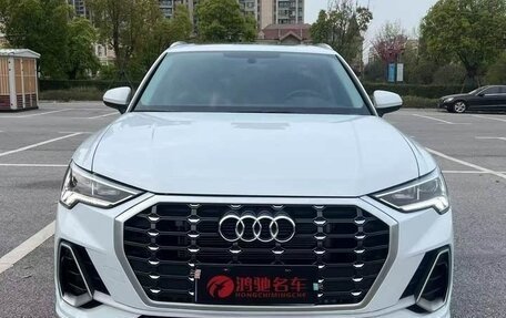 Audi Q3, 2022 год, 1 880 000 рублей, 2 фотография