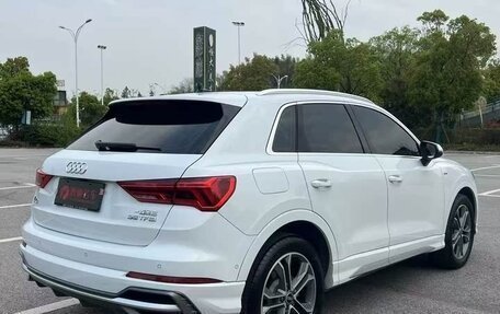 Audi Q3, 2022 год, 1 880 000 рублей, 5 фотография
