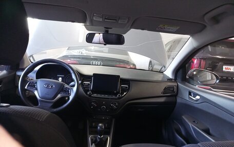 Hyundai Solaris II рестайлинг, 2021 год, 1 438 000 рублей, 4 фотография