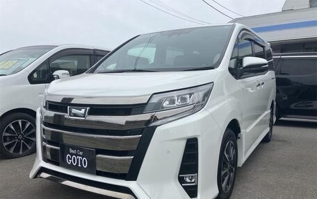 Toyota Noah III, 2021 год, 2 310 000 рублей, 1 фотография