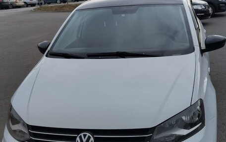Volkswagen Polo VI (EU Market), 2018 год, 1 275 000 рублей, 1 фотография