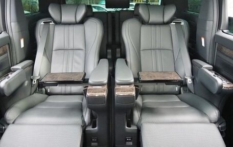 Toyota Alphard III, 2021 год, 4 210 000 рублей, 23 фотография
