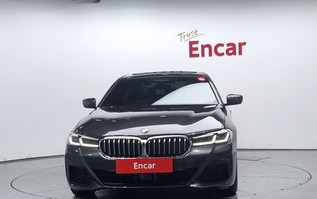 BMW 5 серия, 2021 год, 2 фотография