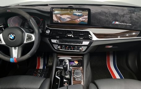 BMW 5 серия, 2021 год, 7 фотография