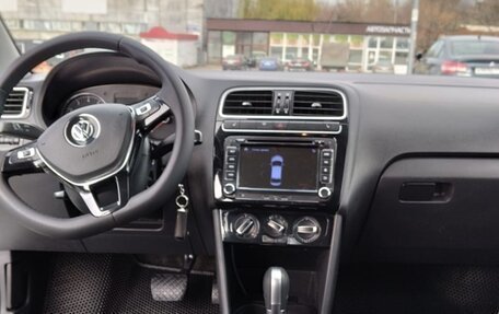 Volkswagen Polo VI (EU Market), 2018 год, 1 275 000 рублей, 7 фотография