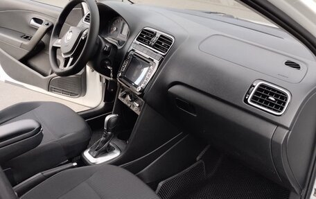 Volkswagen Polo VI (EU Market), 2018 год, 1 275 000 рублей, 10 фотография