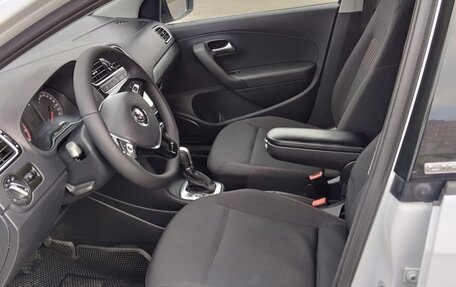 Volkswagen Polo VI (EU Market), 2018 год, 1 275 000 рублей, 13 фотография