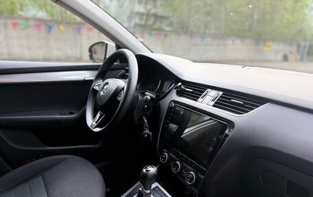 Skoda Octavia, 2015 год, 1 350 000 рублей, 14 фотография
