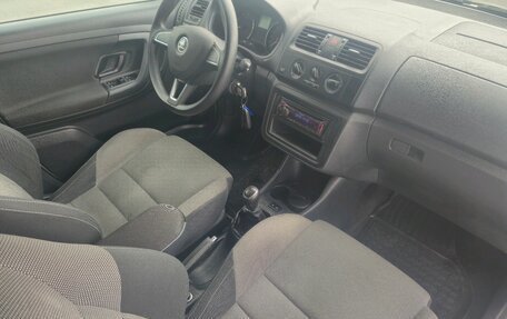 Skoda Fabia II, 2013 год, 655 000 рублей, 14 фотография