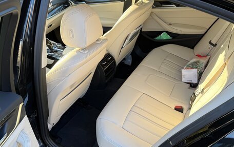 BMW 5 серия, 2018 год, 3 200 000 рублей, 11 фотография