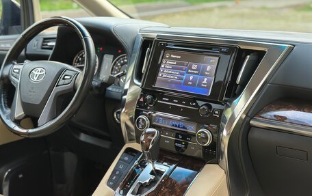 Toyota Alphard III, 2019 год, 5 895 000 рублей, 18 фотография