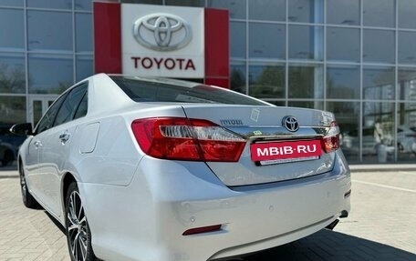 Toyota Camry, 2012 год, 1 850 000 рублей, 10 фотография