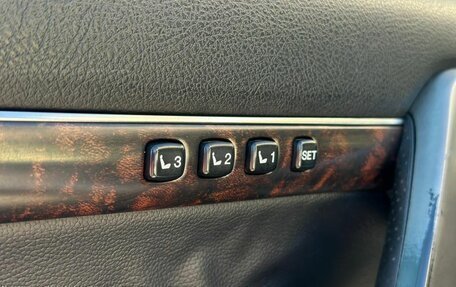 Toyota Land Cruiser 200, 2011 год, 2 749 000 рублей, 15 фотография