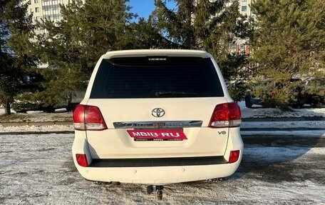 Toyota Land Cruiser 200, 2011 год, 2 749 000 рублей, 7 фотография