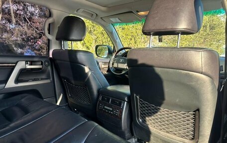 Toyota Land Cruiser 200, 2011 год, 2 749 000 рублей, 31 фотография