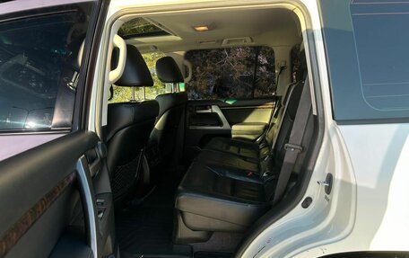 Toyota Land Cruiser 200, 2011 год, 2 749 000 рублей, 34 фотография