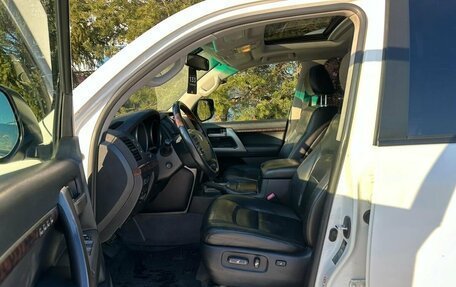 Toyota Land Cruiser 200, 2011 год, 2 749 000 рублей, 33 фотография