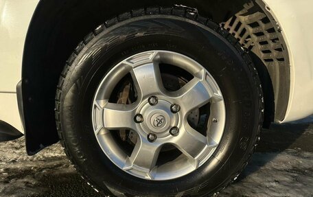 Toyota Land Cruiser 200, 2011 год, 2 749 000 рублей, 38 фотография