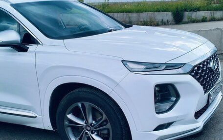 Hyundai Santa Fe IV, 2018 год, 3 400 000 рублей, 2 фотография