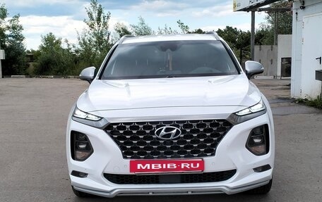 Hyundai Santa Fe IV, 2018 год, 3 400 000 рублей, 4 фотография