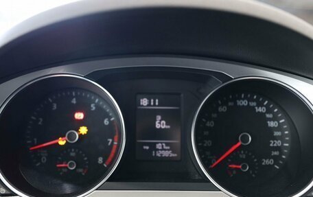 Volkswagen Jetta VI, 2017 год, 1 410 000 рублей, 13 фотография