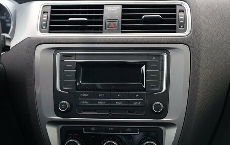 Volkswagen Jetta VI, 2017 год, 1 410 000 рублей, 16 фотография