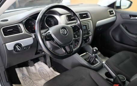Volkswagen Jetta VI, 2017 год, 1 410 000 рублей, 17 фотография