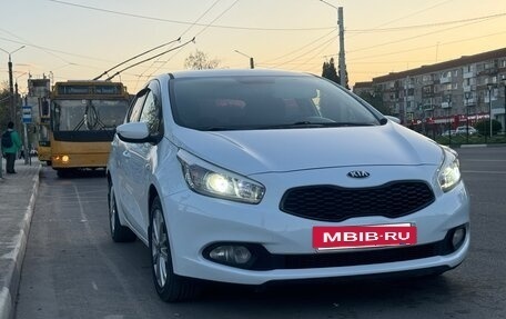 KIA cee'd III, 2014 год, 1 210 000 рублей, 3 фотография