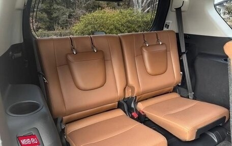 Toyota Land Cruiser Prado 150 рестайлинг 2, 2022 год, 3 899 123 рублей, 33 фотография
