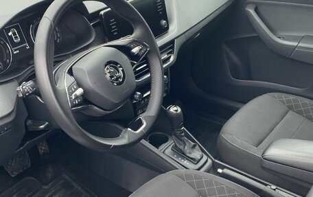 Skoda Rapid II, 2021 год, 1 520 000 рублей, 2 фотография