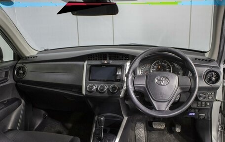 Toyota Corolla, 2018 год, 1 575 000 рублей, 6 фотография