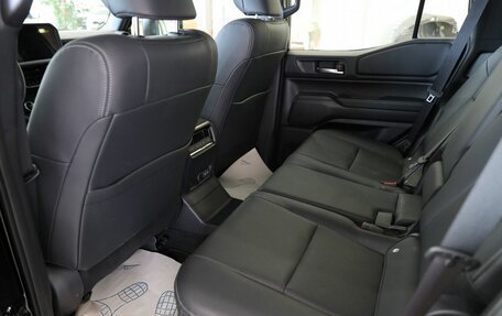 Toyota Land Cruiser Prado, 2024 год, 13 410 000 рублей, 18 фотография