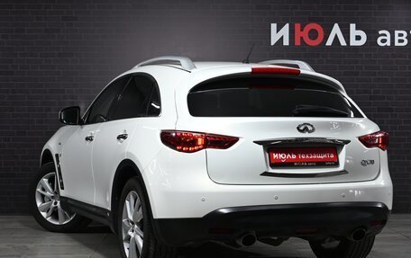 Infiniti QX70, 2017 год, 2 950 000 рублей, 4 фотография