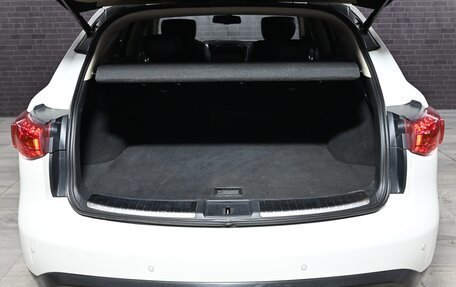 Infiniti QX70, 2017 год, 2 950 000 рублей, 6 фотография