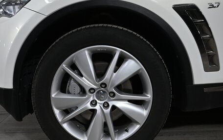 Infiniti QX70, 2017 год, 2 950 000 рублей, 22 фотография