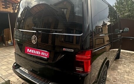 Volkswagen Multivan T6 рестайлинг, 2021 год, 4 800 000 рублей, 7 фотография