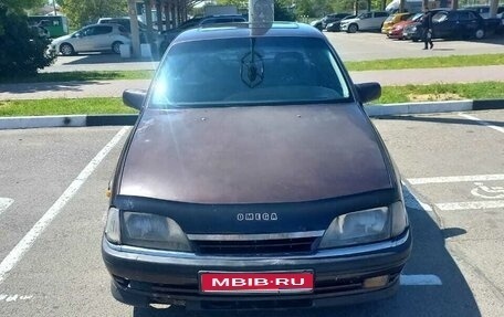 Opel Omega A, 1991 год, 120 000 рублей, 1 фотография