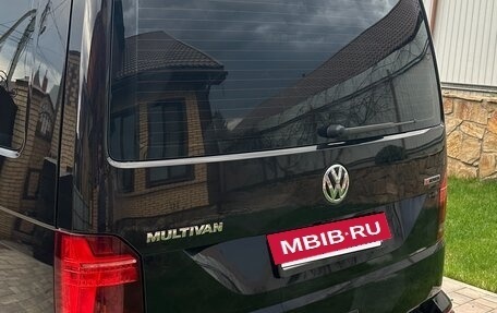 Volkswagen Multivan T6 рестайлинг, 2021 год, 4 800 000 рублей, 14 фотография