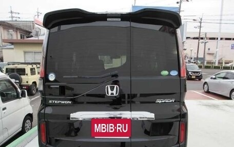 Honda Stepwgn IV, 2016 год, 1 550 000 рублей, 6 фотография