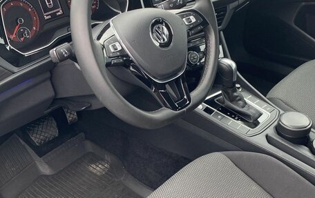 Volkswagen Jetta VII, 2019 год, 1 970 000 рублей, 2 фотография