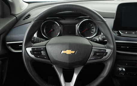 Chevrolet Tracker, 2023 год, 2 699 000 рублей, 16 фотография
