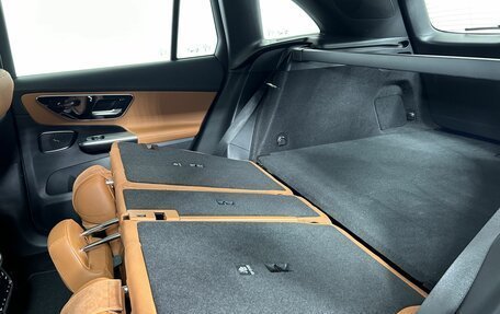 Mercedes-Benz GLC, 2024 год, 9 600 000 рублей, 14 фотография