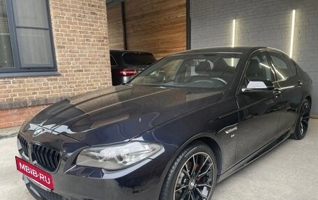 BMW 5 серия, 2016 год, 2 600 000 рублей, 2 фотография