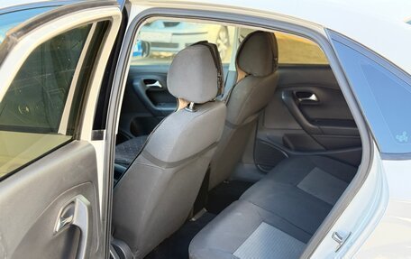 Volkswagen Polo VI (EU Market), 2011 год, 1 000 000 рублей, 13 фотография