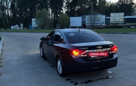 Chevrolet Cruze II, 2012 год, 735 000 рублей, 3 фотография